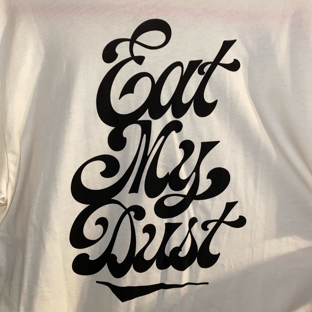 NWT Large the bee & the fox Eat my Dust tee ✨🤩
